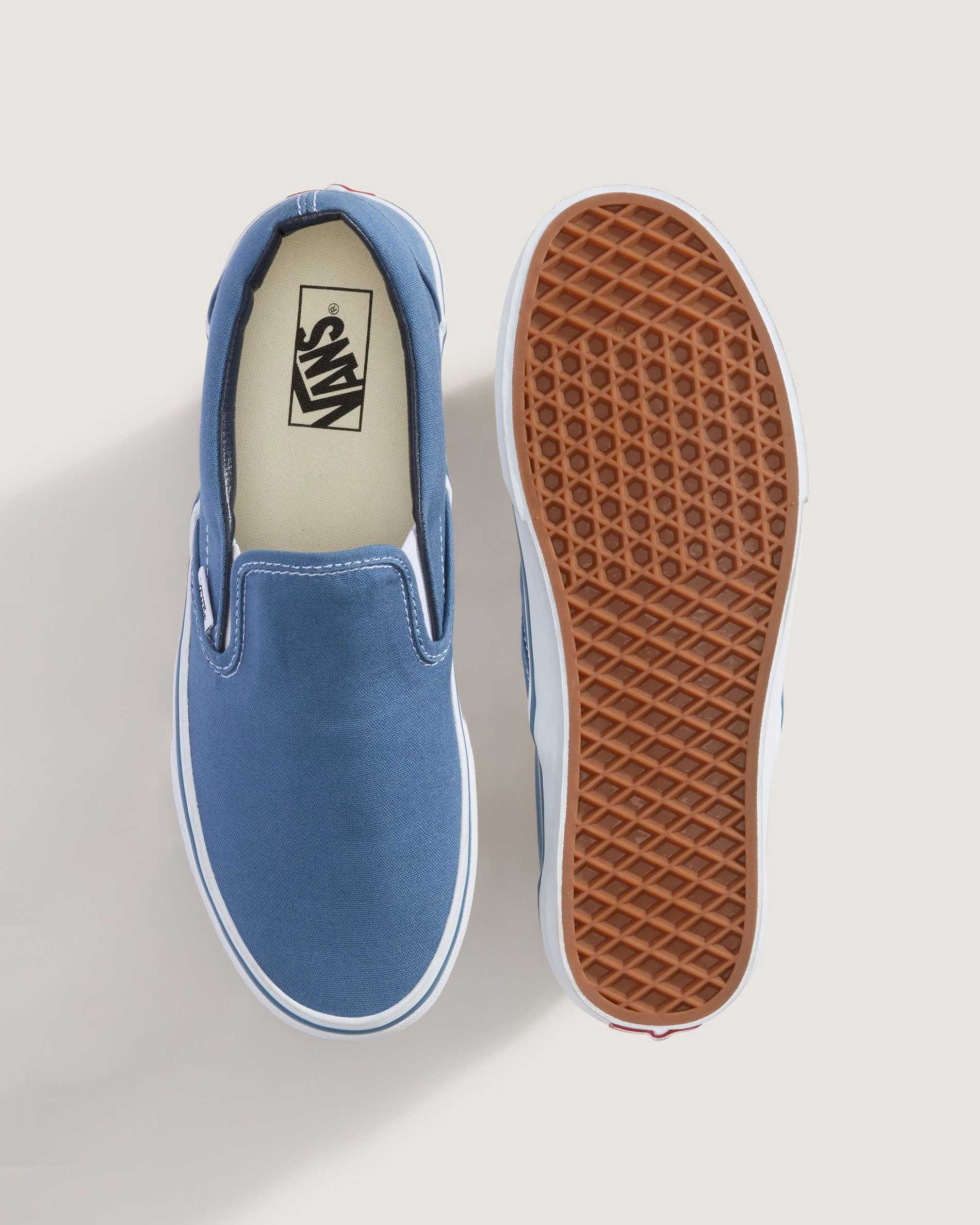Resim CLASSIC SLIP-ON AYAKKABI