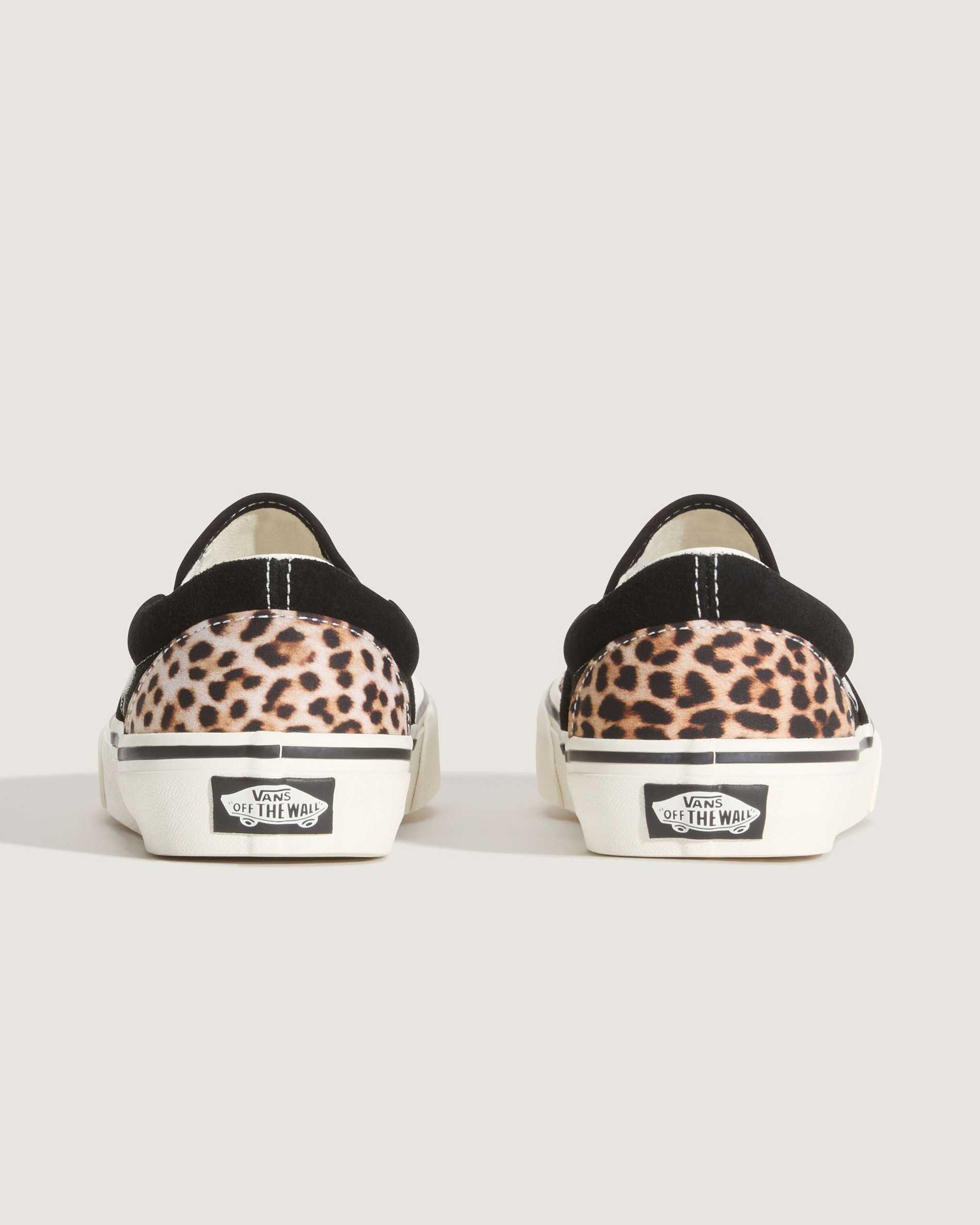 Resim CLASSIC SLIP-ON AYAKKABI