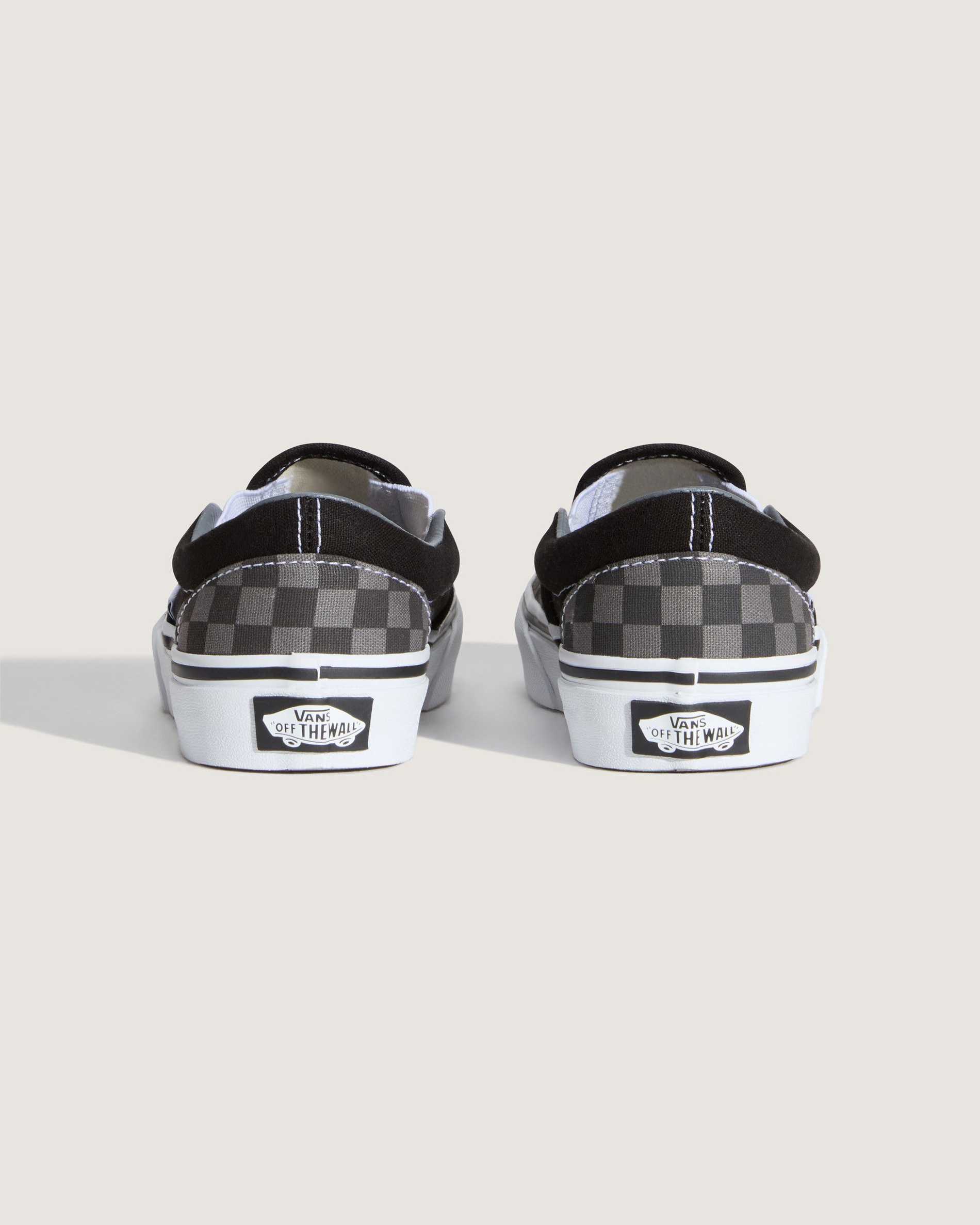 Resim ÇOCUK CLASSIC SLIP-ON AYAKKABI (4-8 YAŞ)