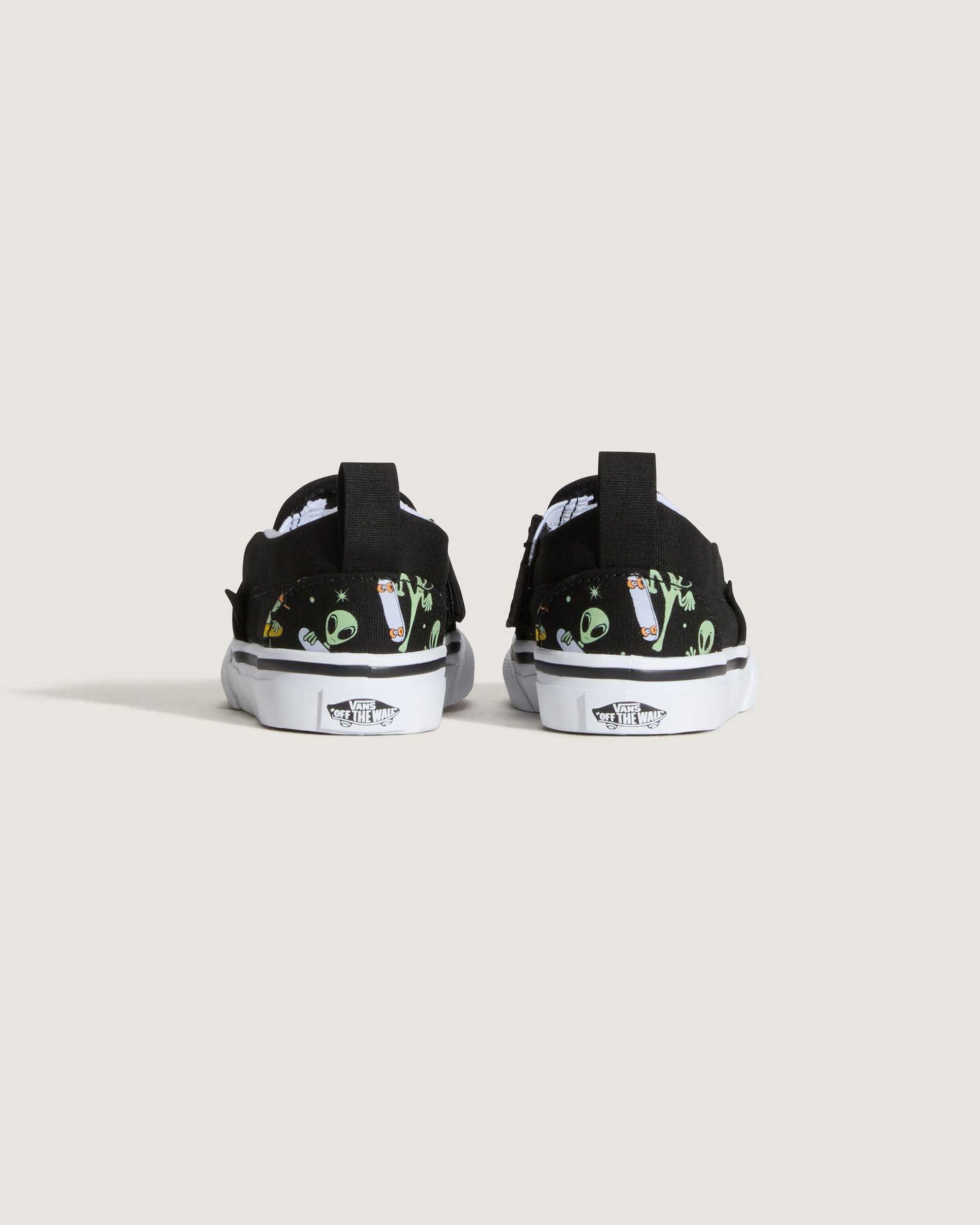 Resim KÜÇÜK ÇOCUK SLIP-ON AYAKKABI (1-4 YAŞ)