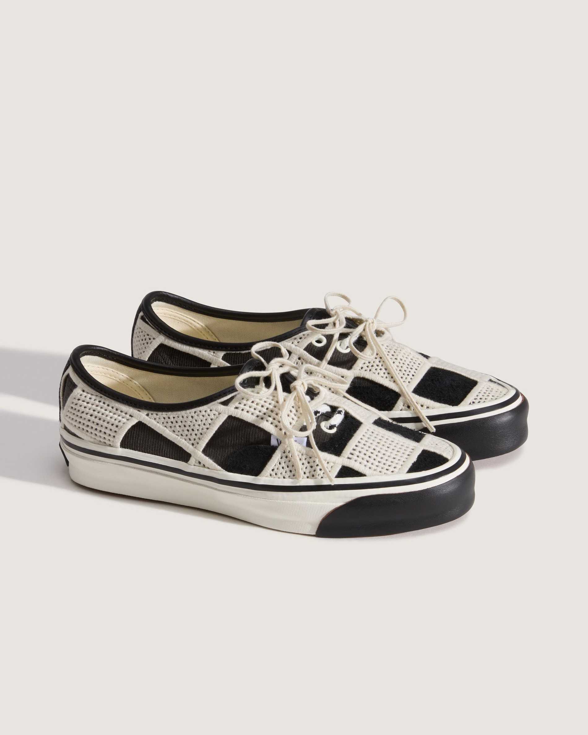 Resim PREMIUM AUTHENTIC AYAKKABI