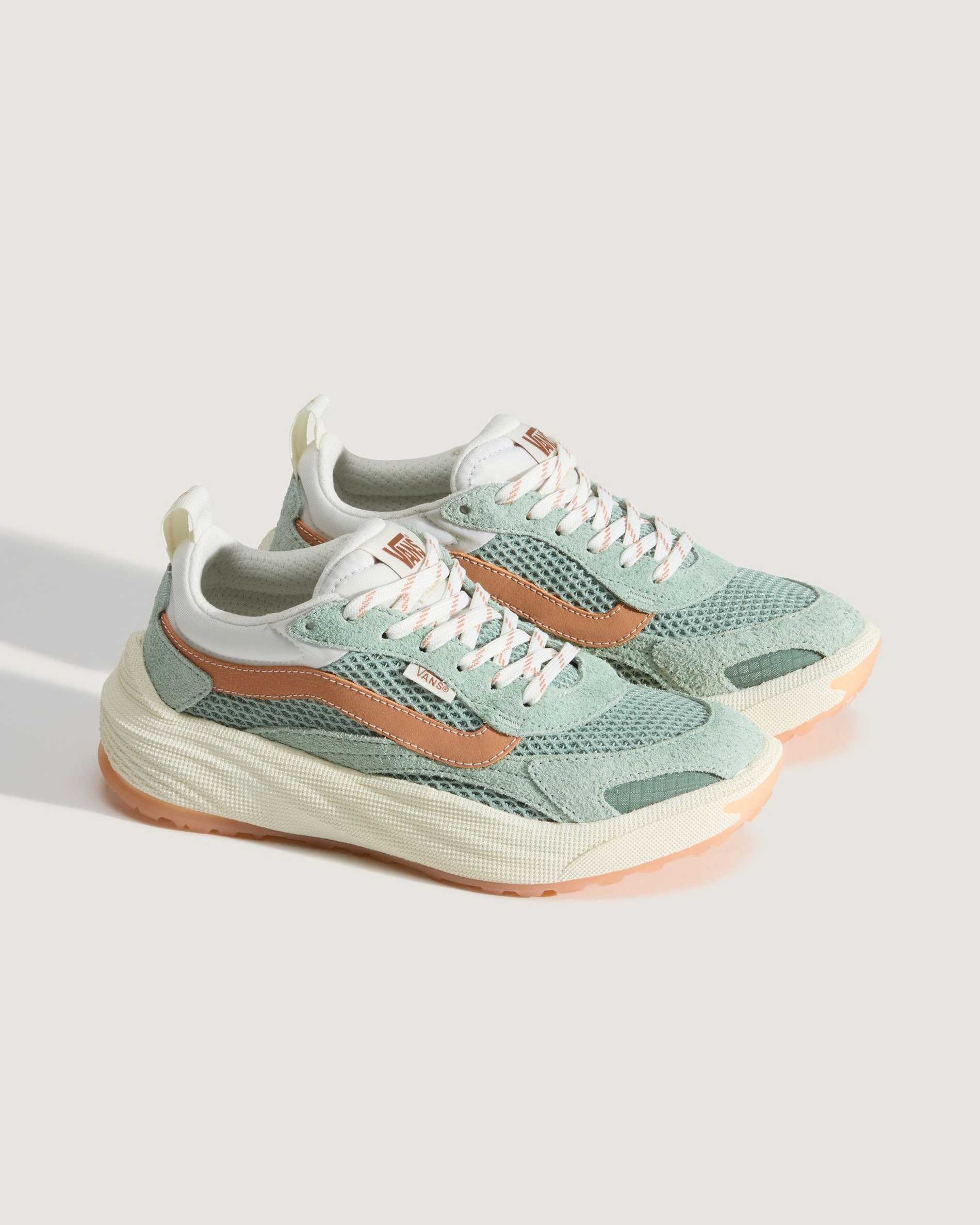 Resim ULTRARANGE NEO 2.0 AYAKKABI