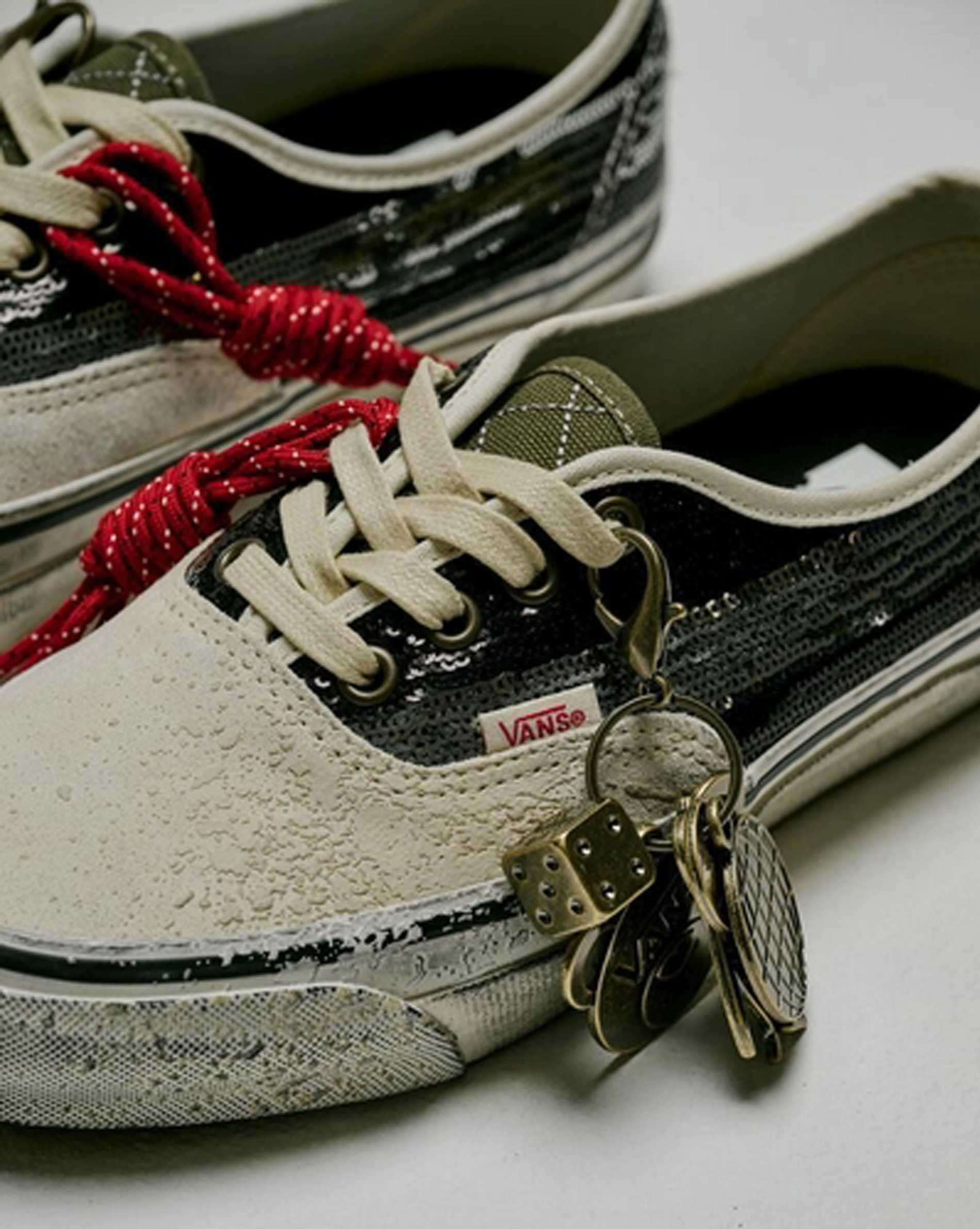 Resim PREMIUM AUTHENTIC AYAKKABI