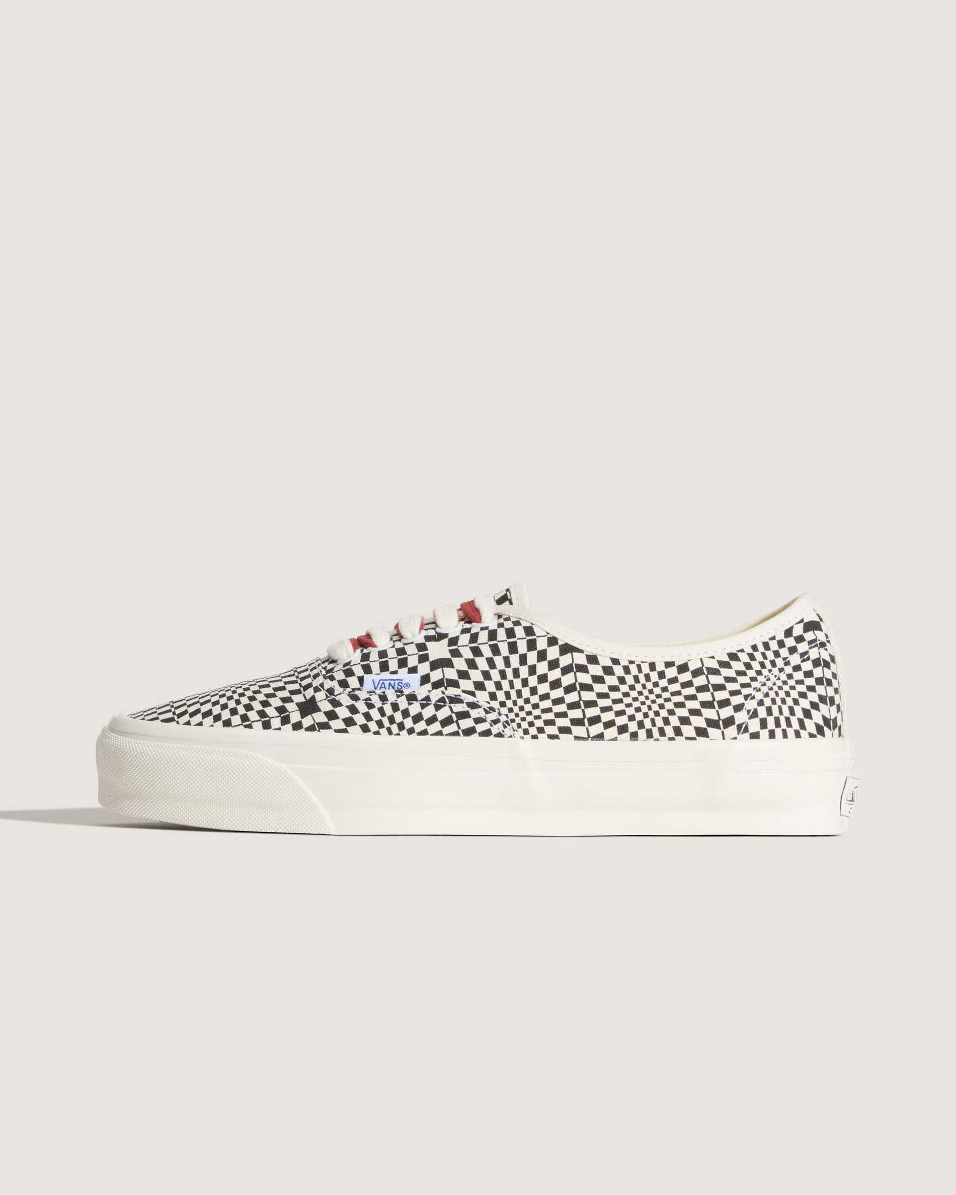 Resim PREMIUM AUTHENTIC 44 AYAKKABI
