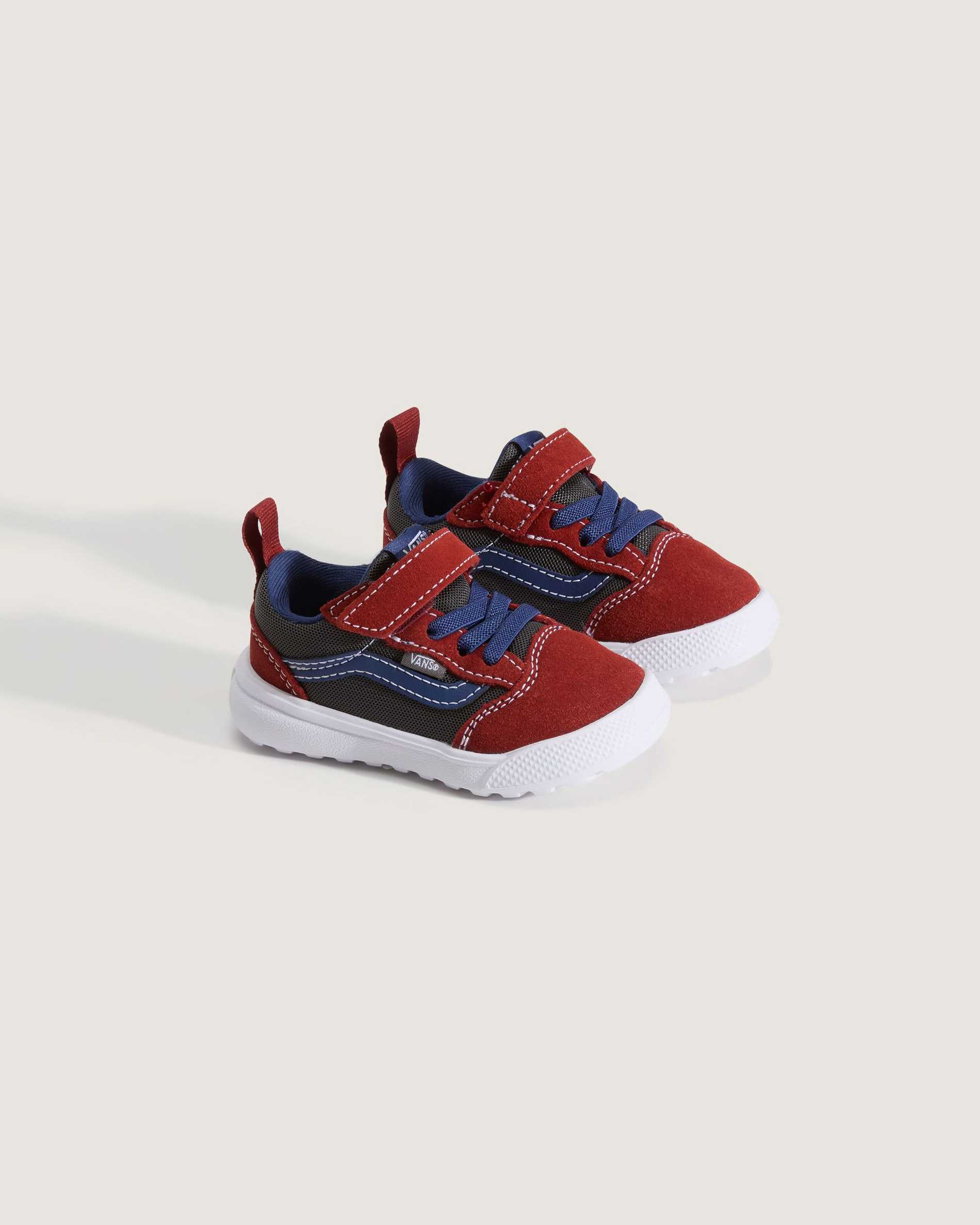 Resim KÜÇÜK ÇOCUK ULTRARANGE 66 V AYAKKABI (1-4 YAŞ)