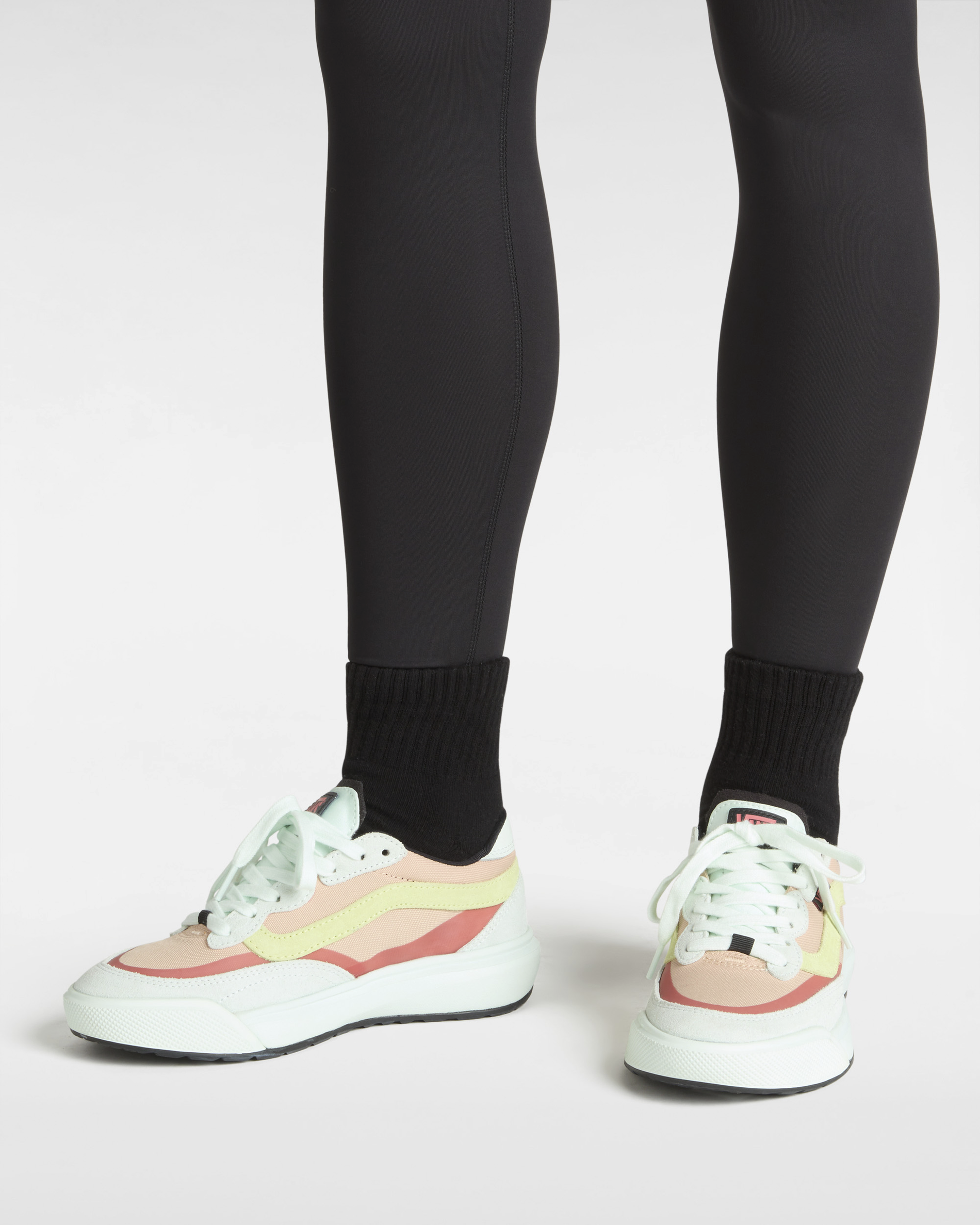 Resim MTE ULTRARANGE 2.0 SE AYAKKABI