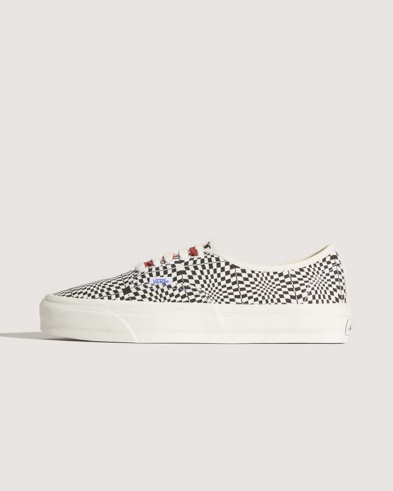 Resim PREMIUM AUTHENTIC 44 AYAKKABI